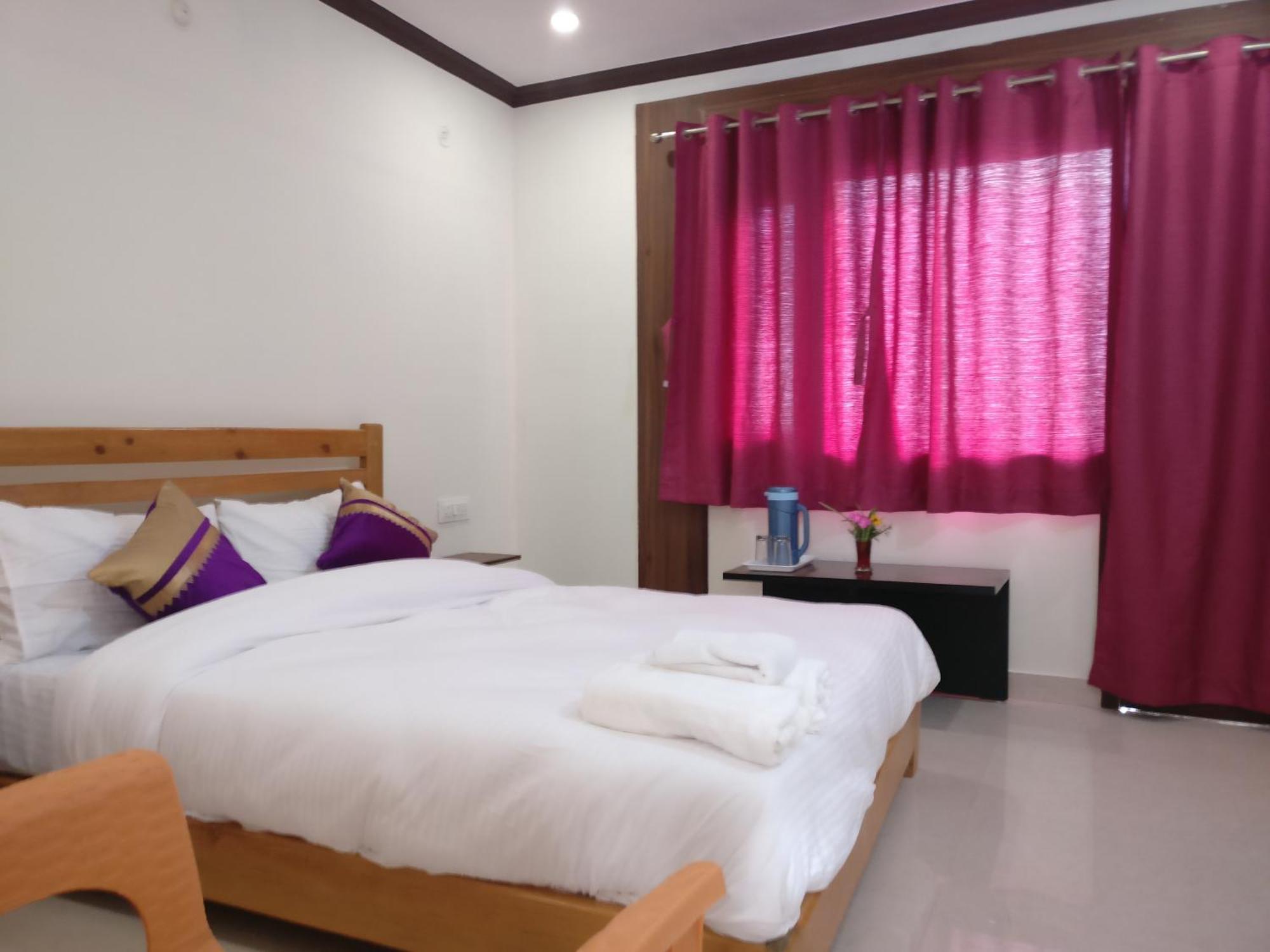 Green Roof Hotel ไนนิตาล ห้อง รูปภาพ