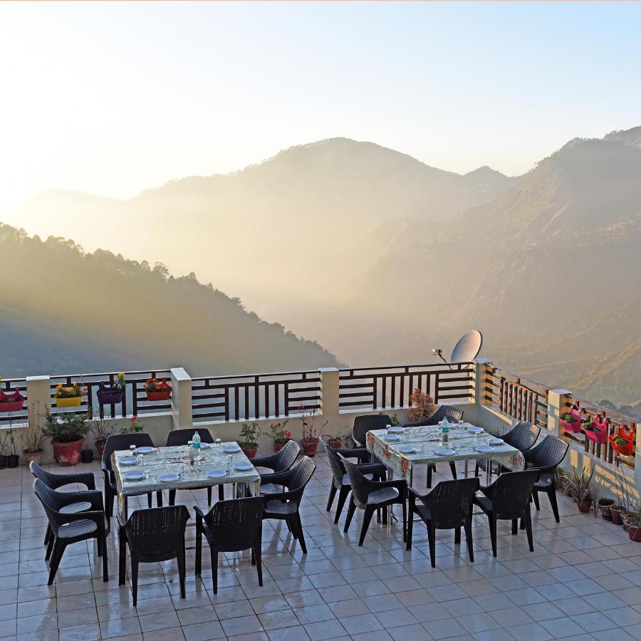 Green Roof Hotel ไนนิตาล ภายนอก รูปภาพ